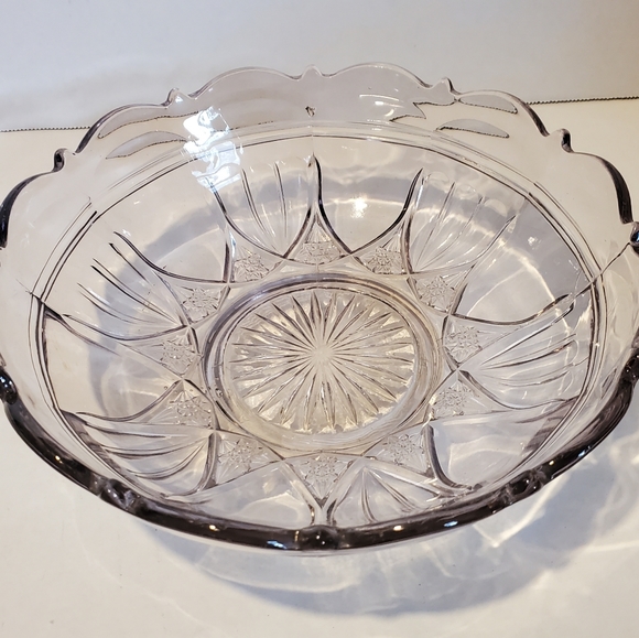 Clear Pink Lavender Tinted Serving Bowl Vintage Glass Star Pattern Frilly Edge - Picture 14 of 16